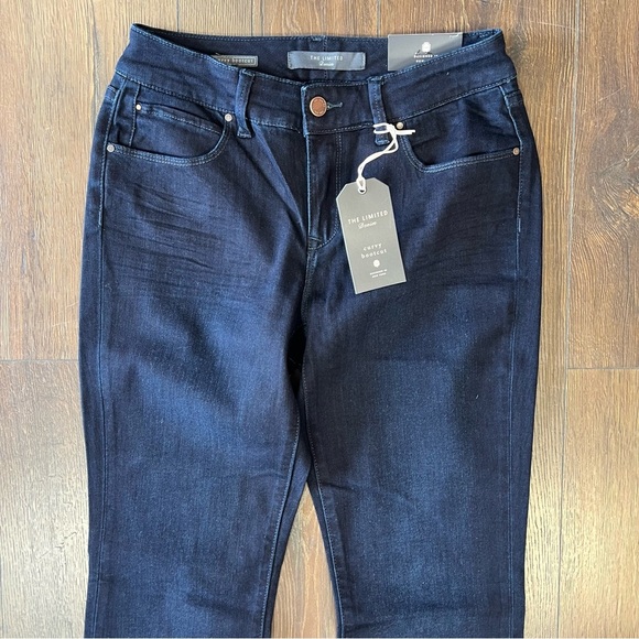 🆕 The Limited, curvy boot cut jeans SZ 6 - Picture 3 of 5